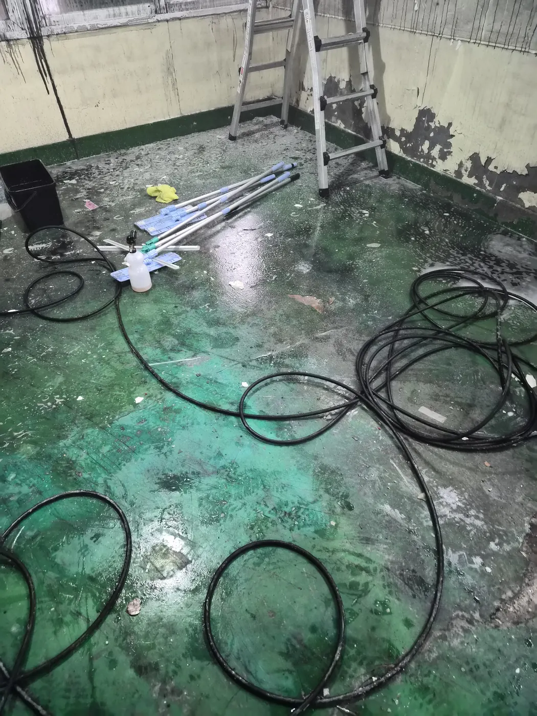 고압 세척 — 가평군 화재청소 현장