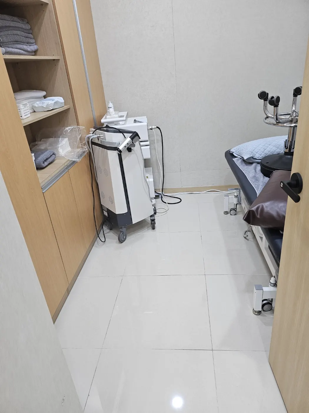 진료·처치 공간 — 신북면 병원청소 현장