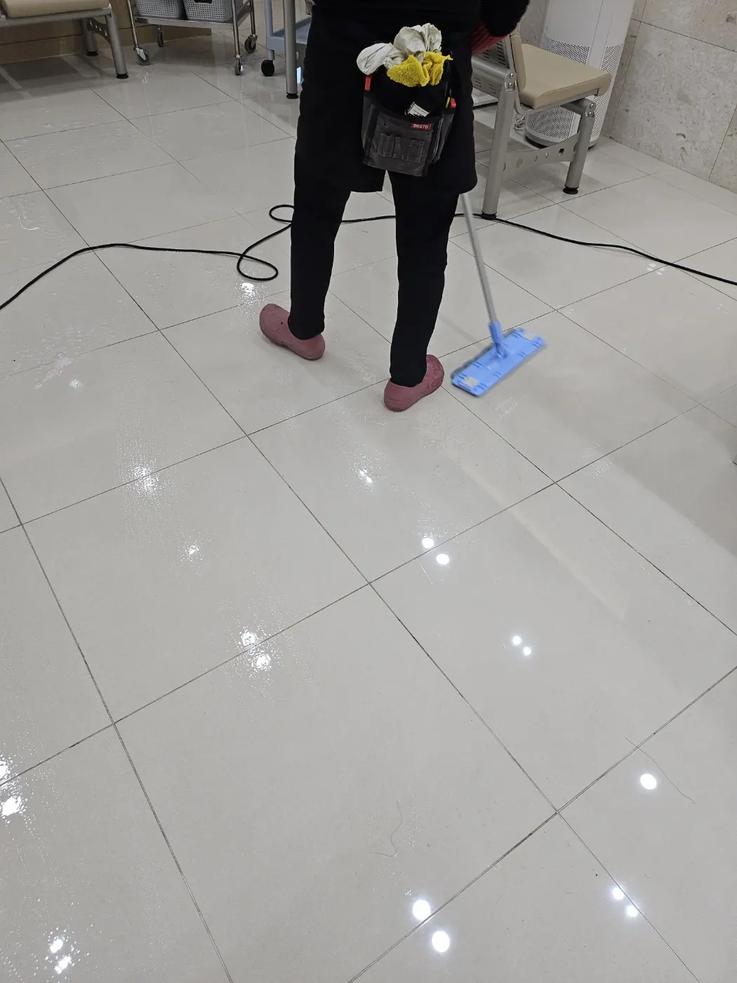 세정 진행 — 가평군 병원청소 현장