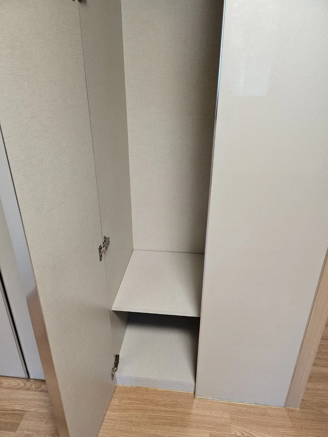 수납장 정리 — 신곡동 입주청소 현장