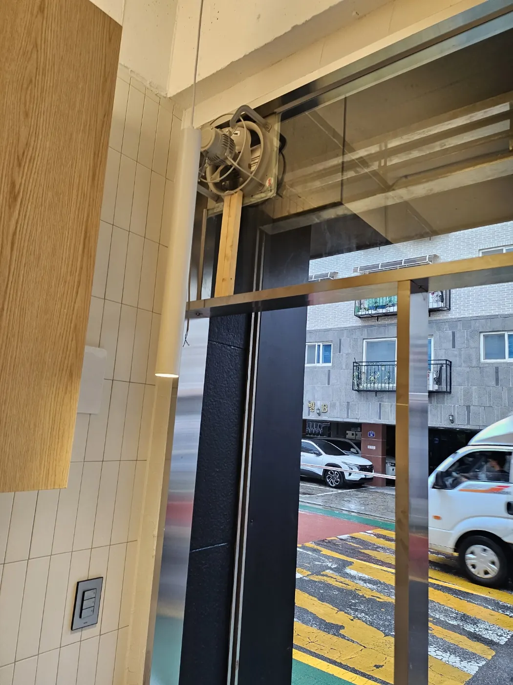 세정 진행 — 남양주시 준공청소 현장