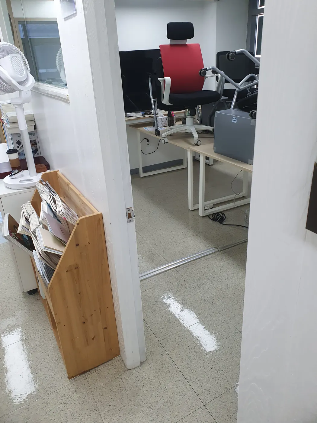 이패동 사무실청소 시공 현장 — 작업 완료 상태
