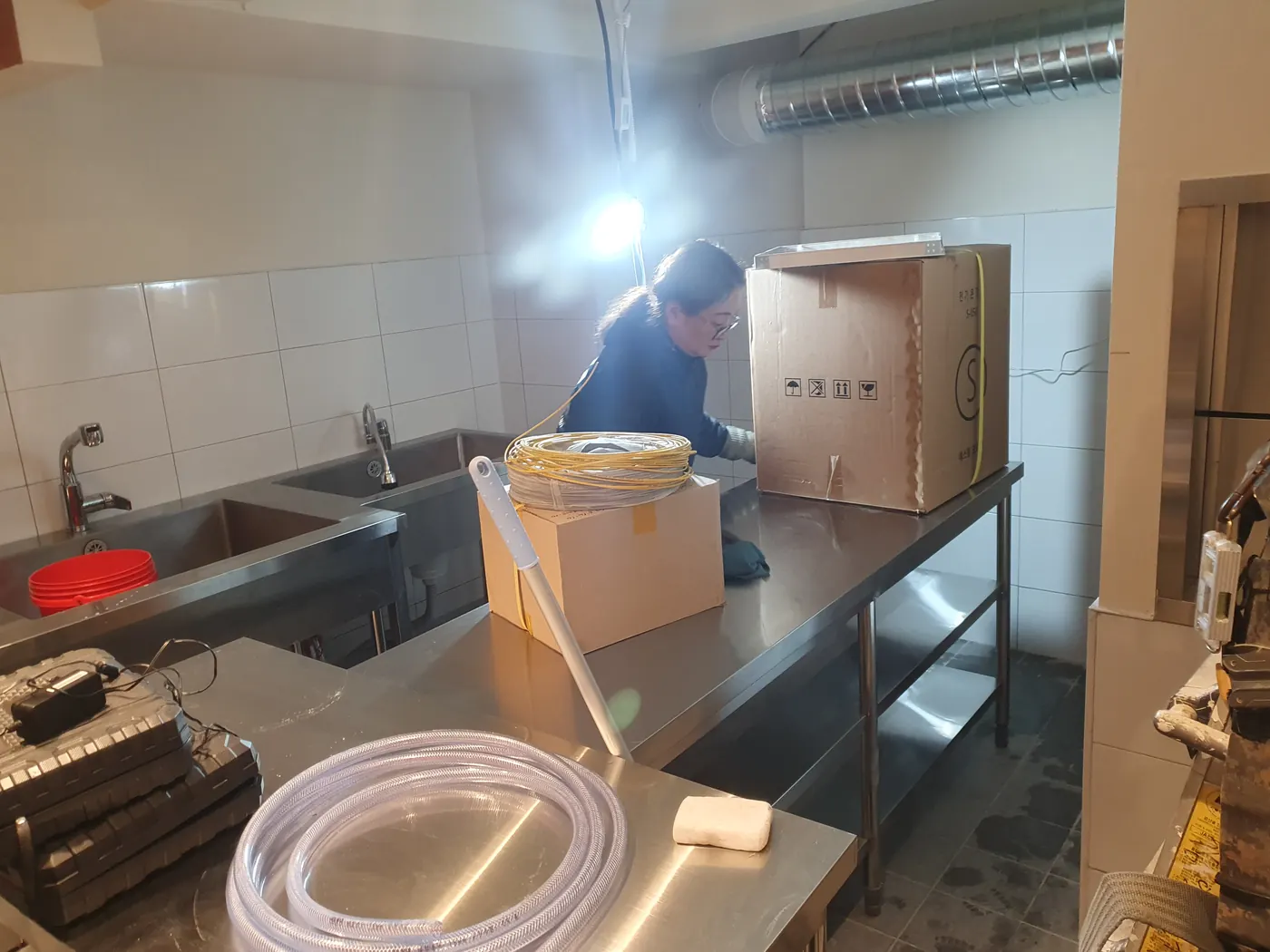주방 집기 정리 — 아동동 식당청소 현장