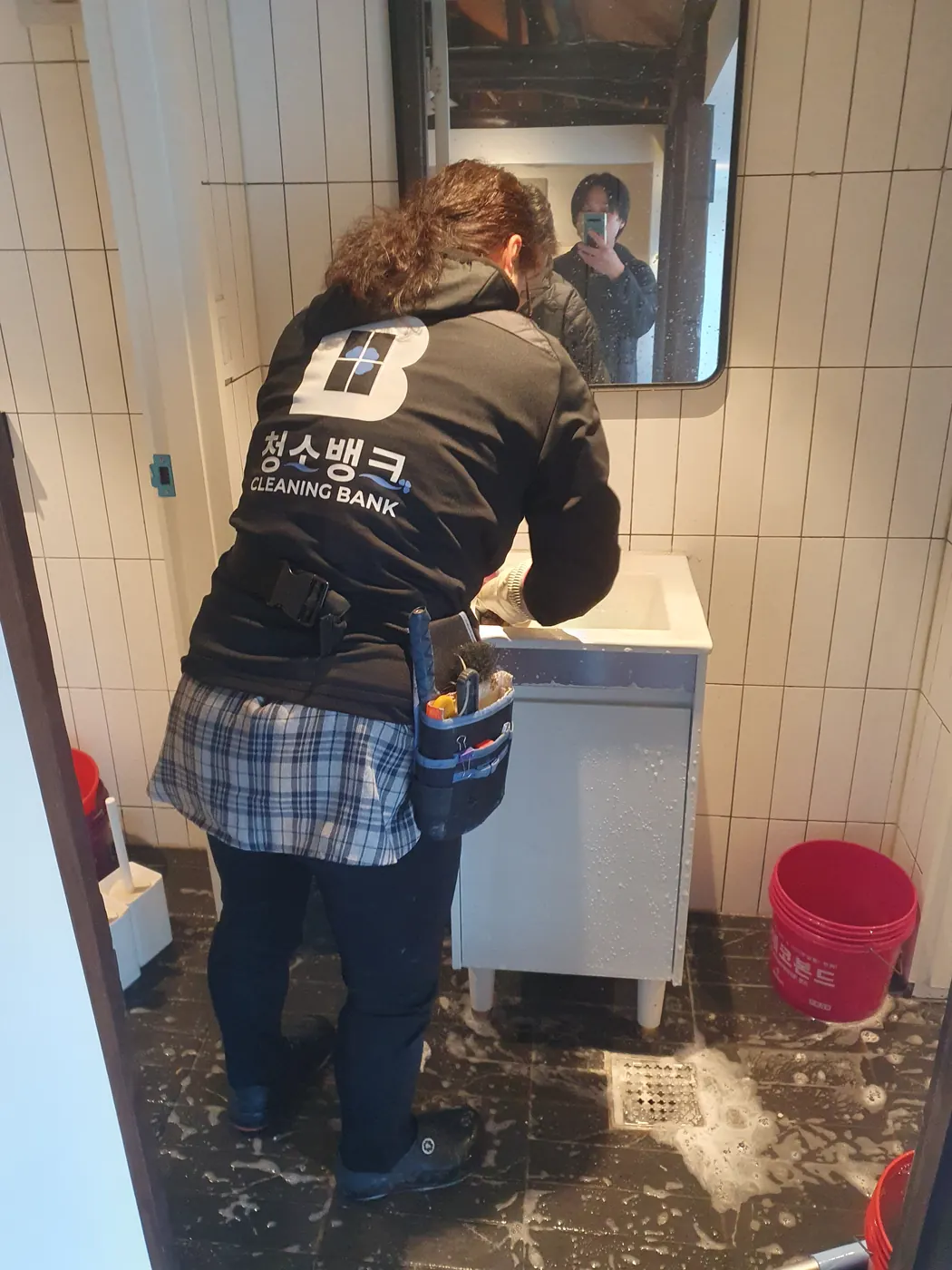 작업 진행 — 녹양동 식당청소 현장