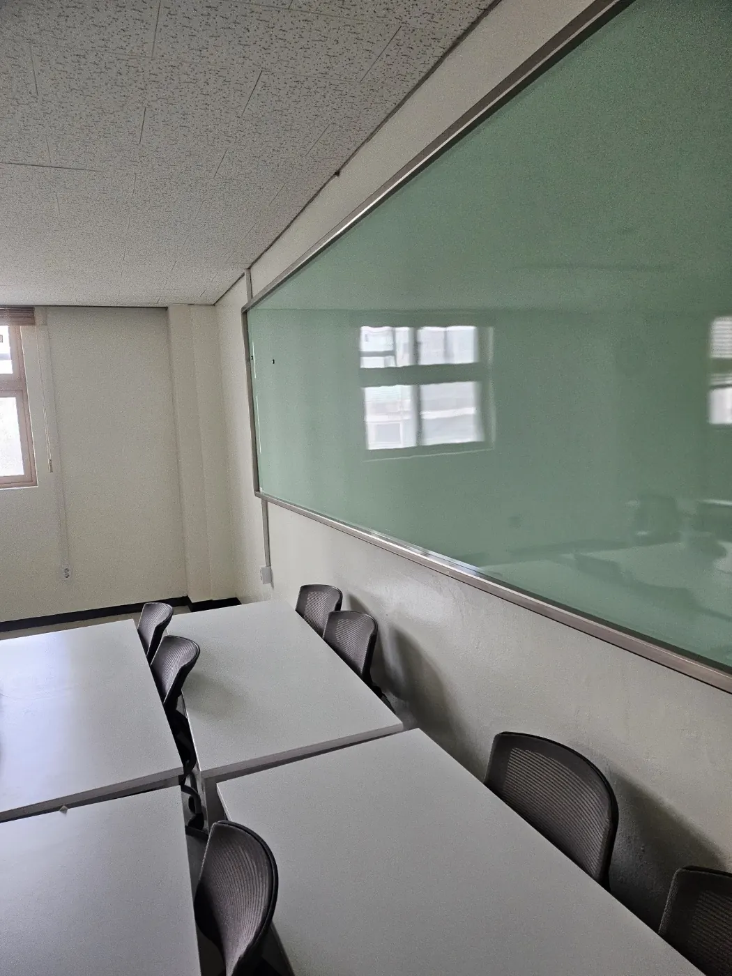 남면 학교청소 시공 현장 — 교실 정리