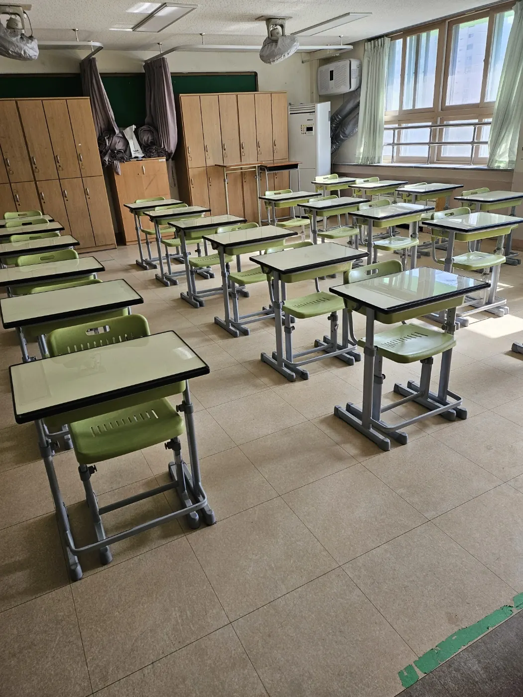 갈매동 학교청소 시공 현장 — 교실 마감
