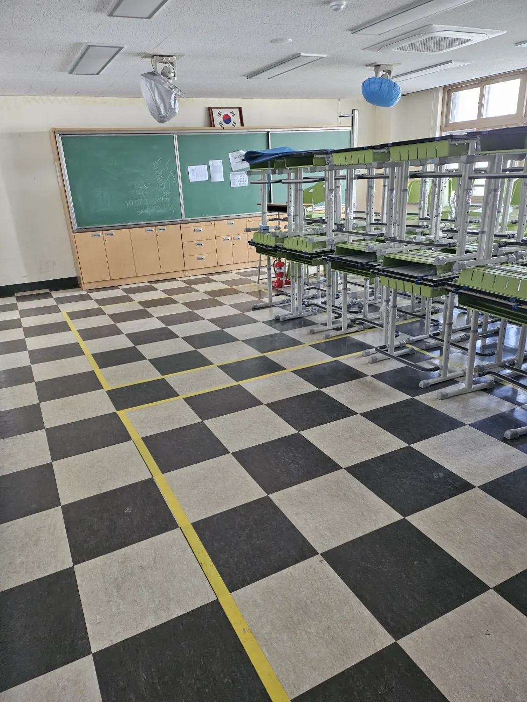 백석읍 학교청소 시공 현장 — 교실 정리