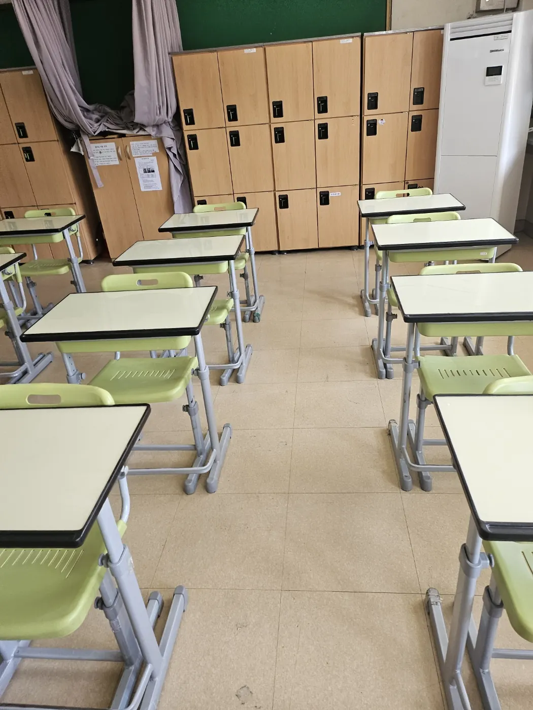 다산동 학교청소 시공 현장 — 교실 정리